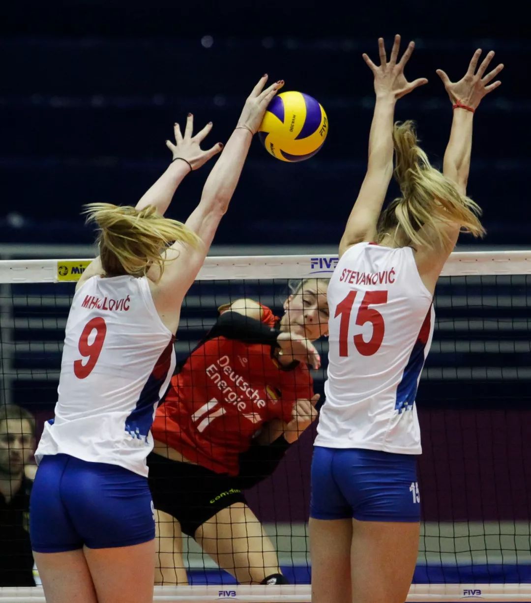 开云-日本队力克德国队，辛杜带队取胜