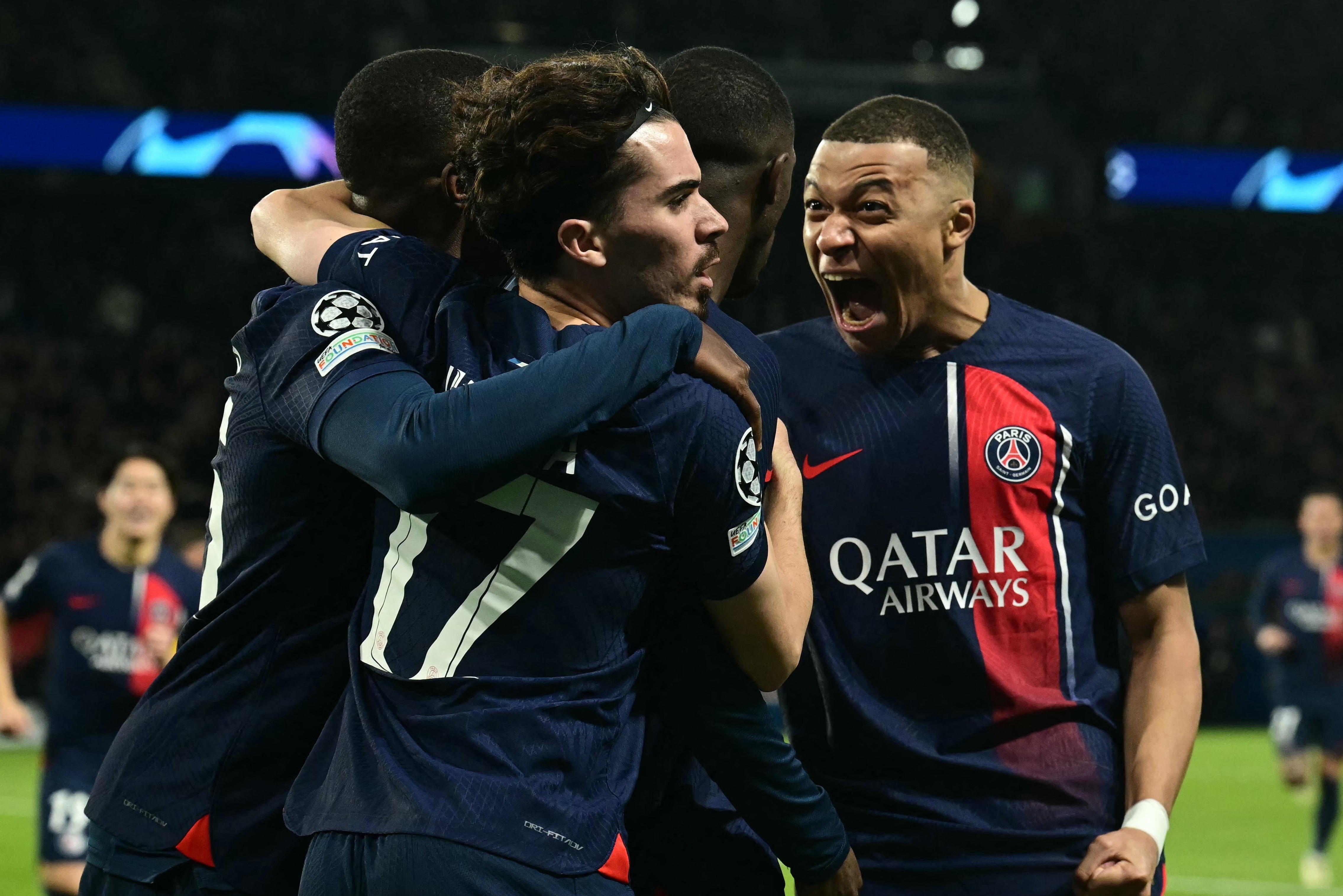 开云平台-巴黎险胜希腊，苏亚雷斯扛起全队的简单介绍