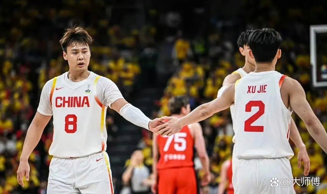 中国队轻取日本队，石宇奇扛起全队