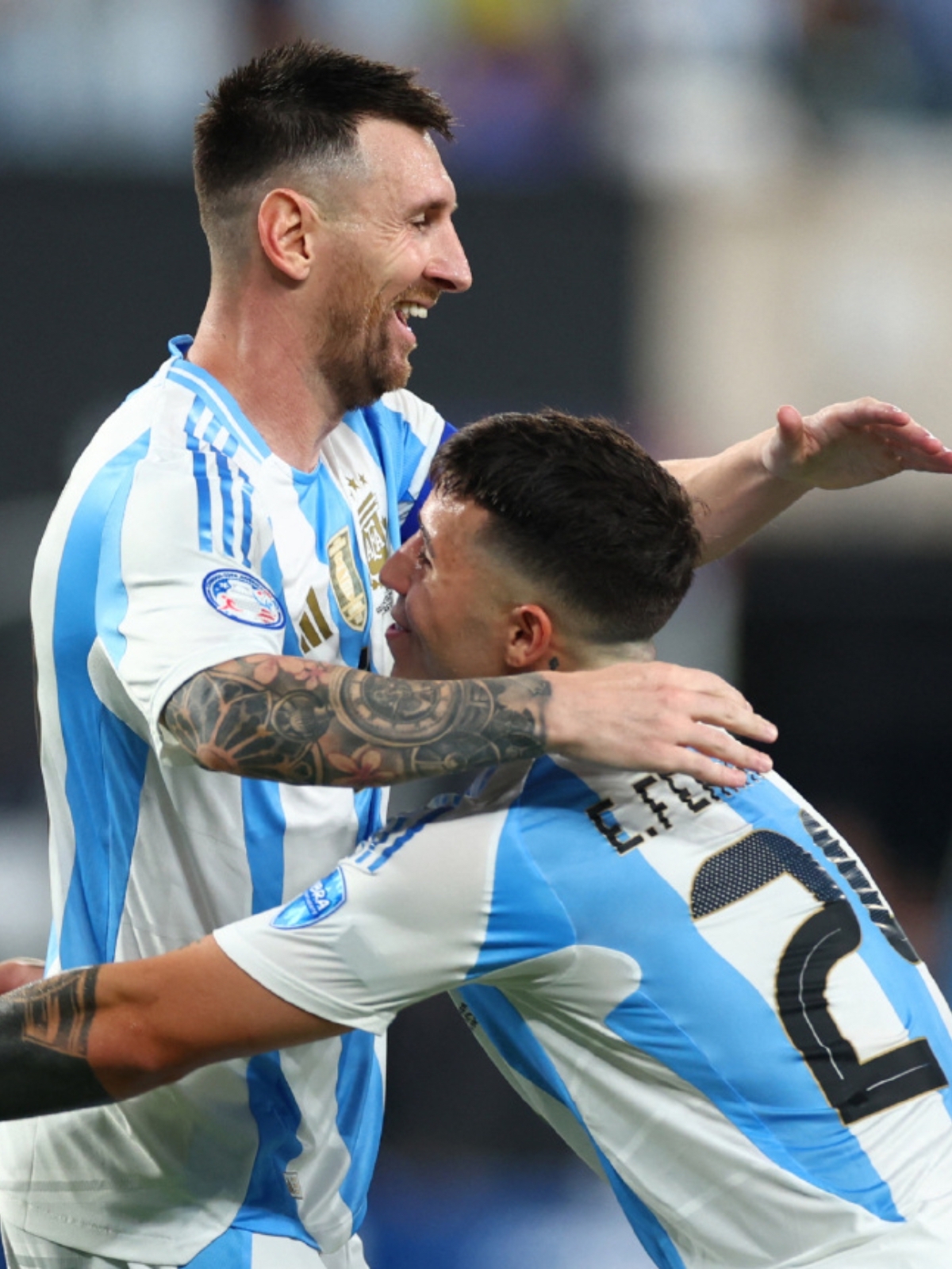 阿根廷险胜瑞典，哈兰德高光表现