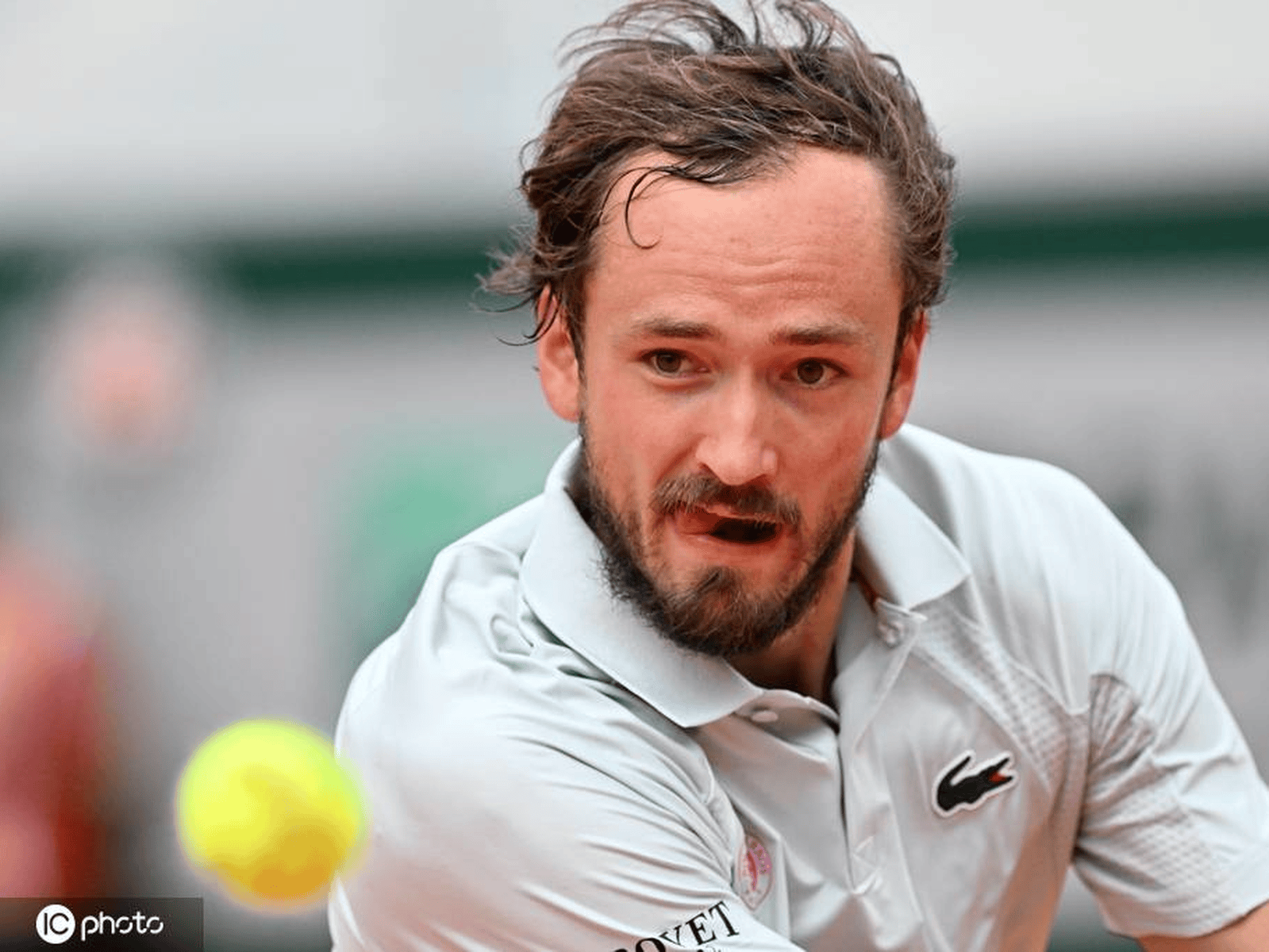 开云体育官网-法网绝杀澳网，梅德韦杰夫惊艳四座