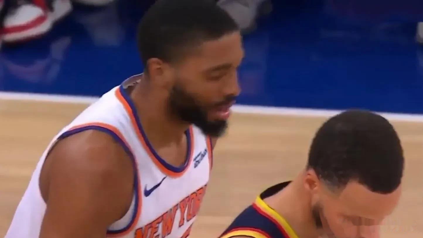 开云体育平台APP-青岛队力克尼克斯，库里点燃赛场